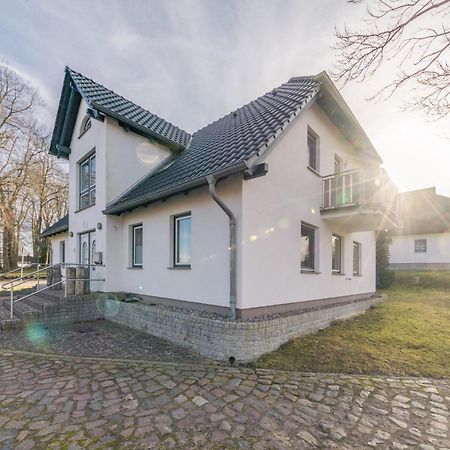 Krummin Kojenhaus 아파트 외부 사진